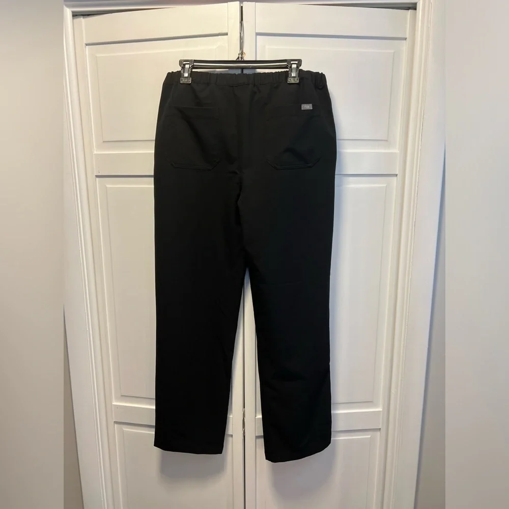 Men’s Figs Pisco Basic Scrub Pants Size Men’s Medium Color Black